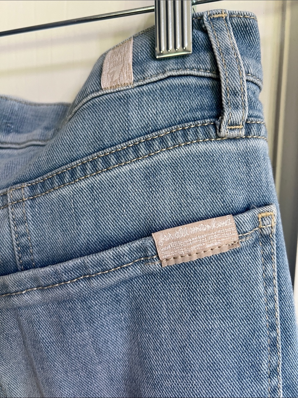 7 For All Mankind Light Blue Wide Leg Jeans - Picture 3 of 4
